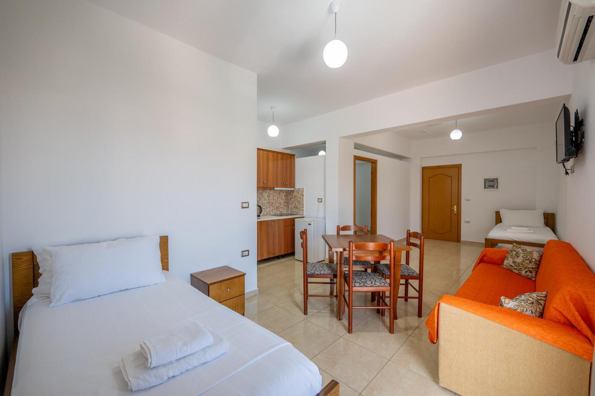 Aleksander Aparthotel Ksamil Extérieur photo