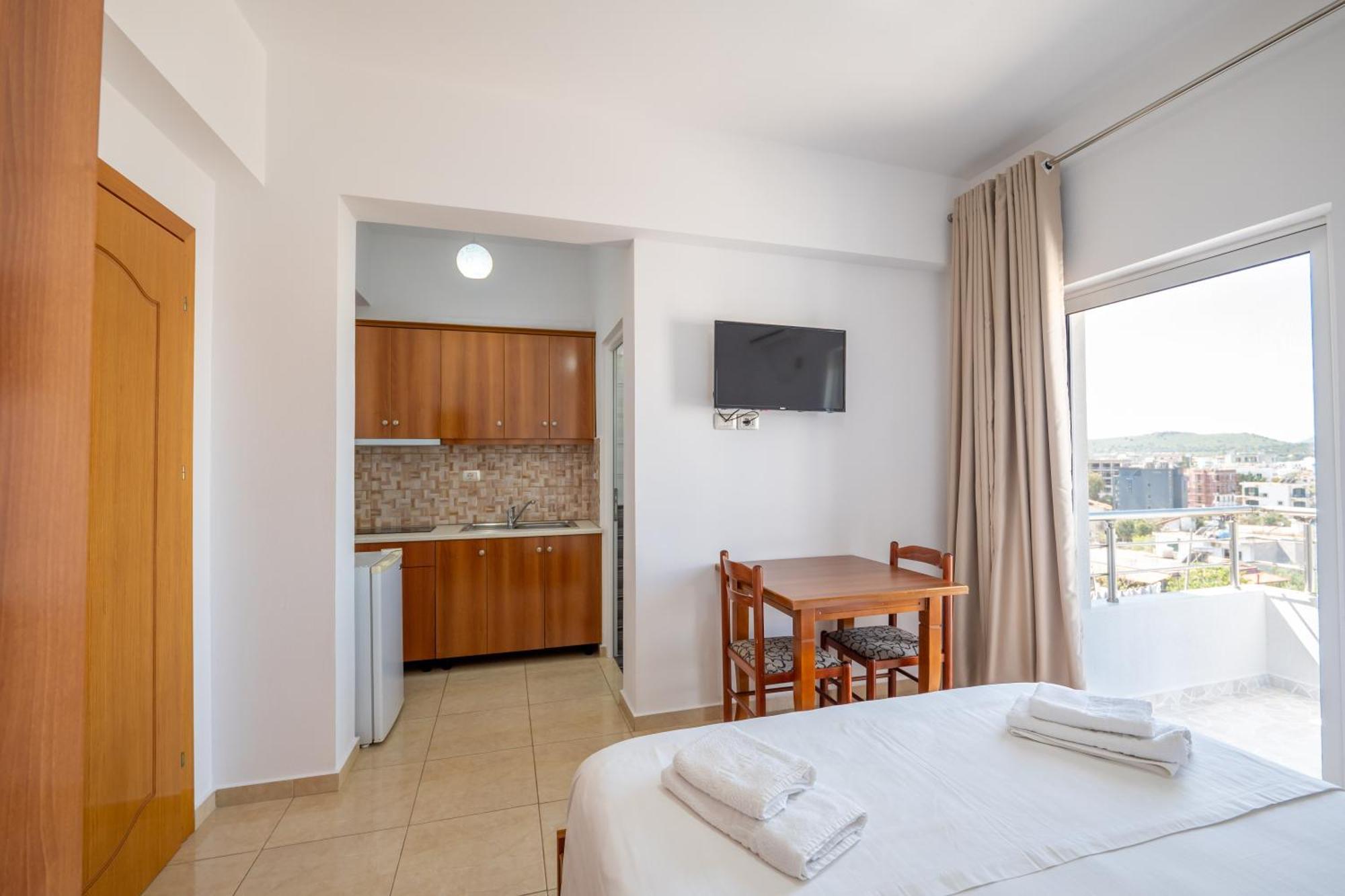Aleksander Aparthotel Ksamil Extérieur photo