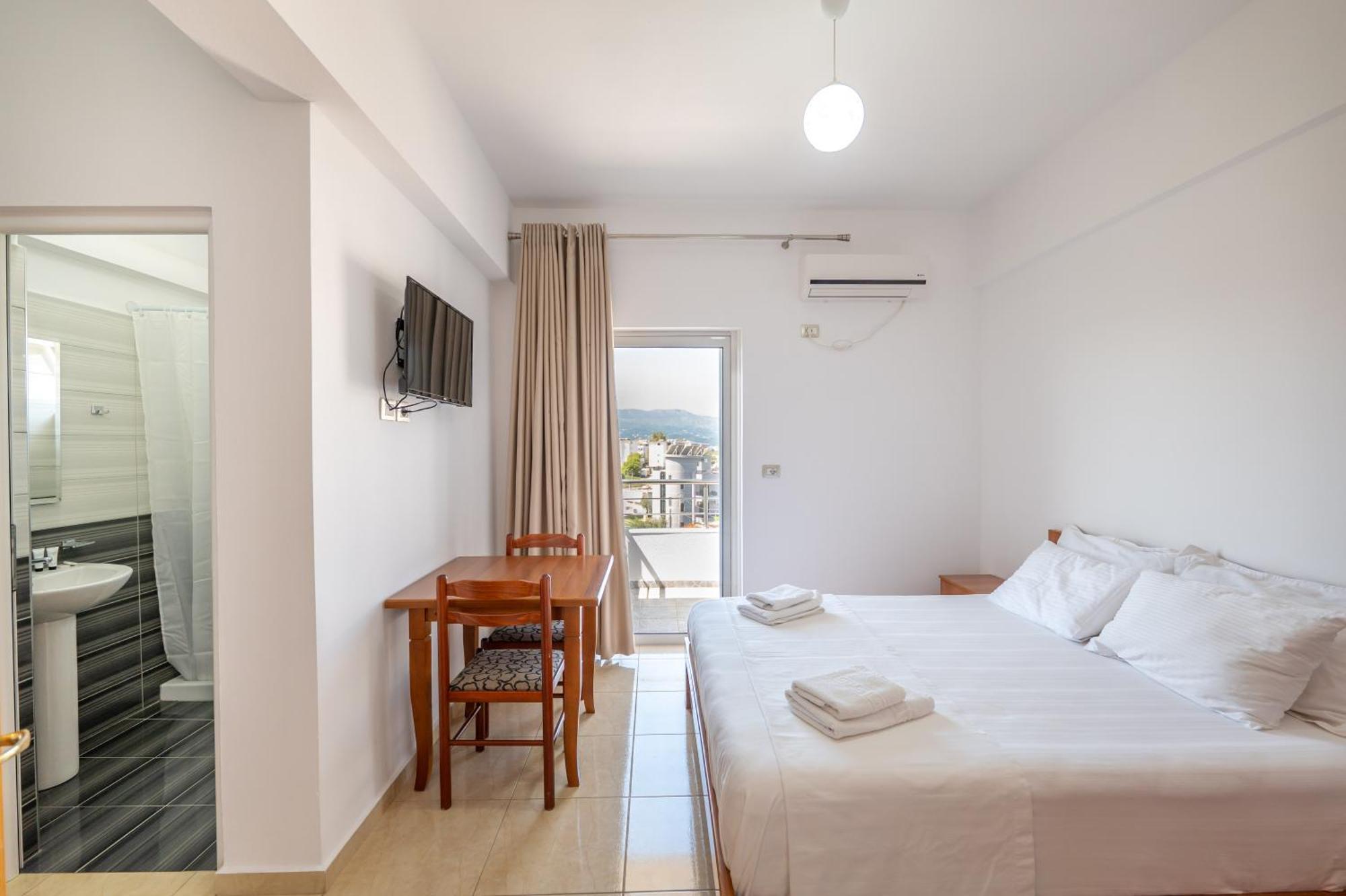 Aleksander Aparthotel Ksamil Extérieur photo